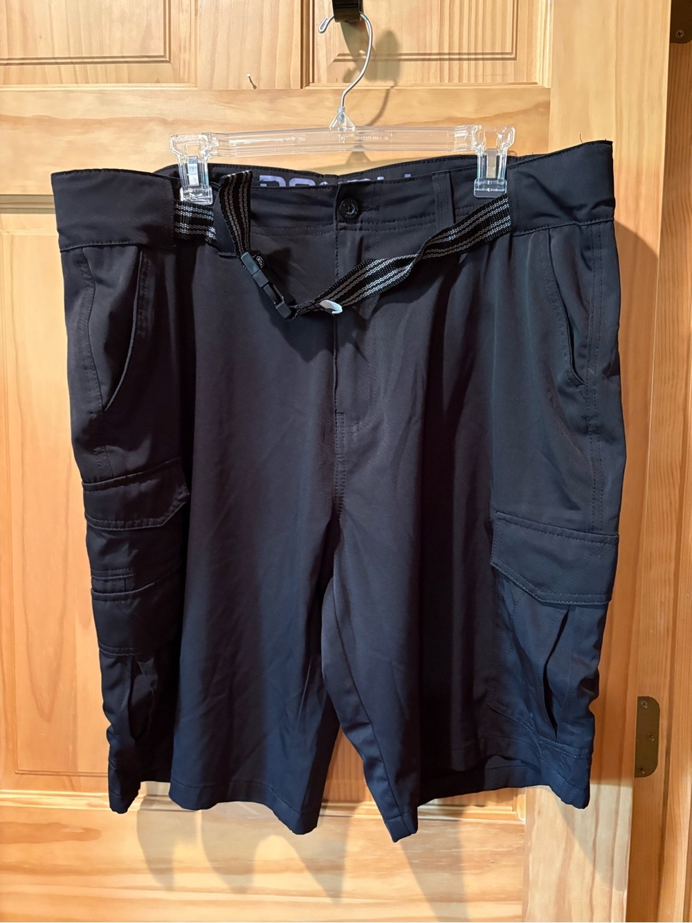 Denali Men's Lightweight Hybrid Cargo Shorts size 38